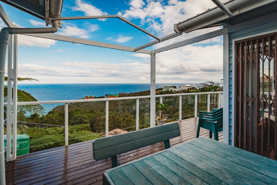 5 Bedroom Property for Sale in Herolds Bay Western Cape